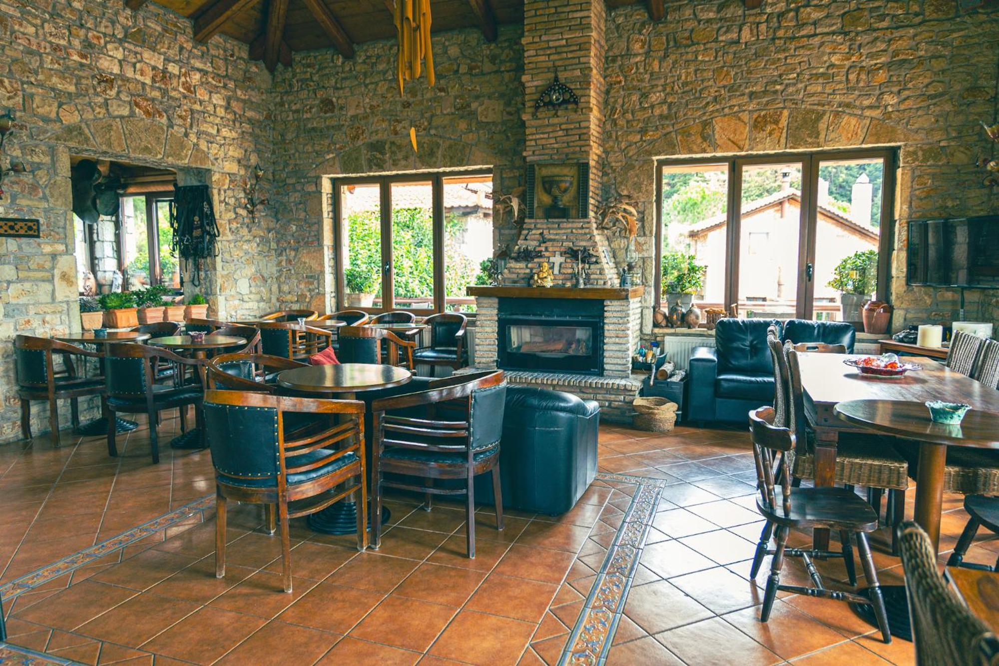Georgio'S V Chalet Kalavrita 外观 照片